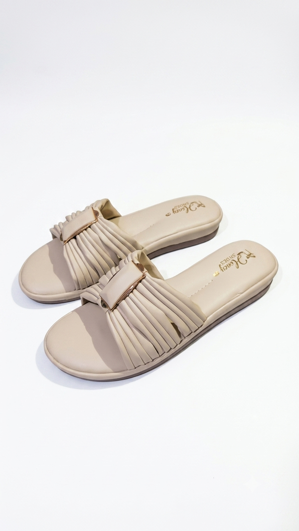 Elegant Pleated Buckle Slide